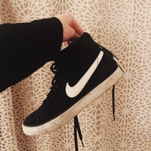 High top Nikes